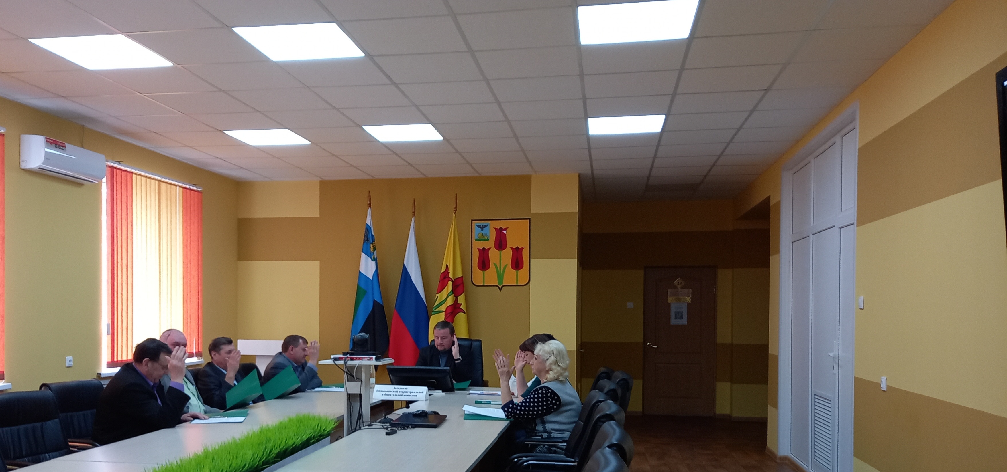 Состоялось очередное заседание  Волоконовской территориальной  избирательной комиссии.