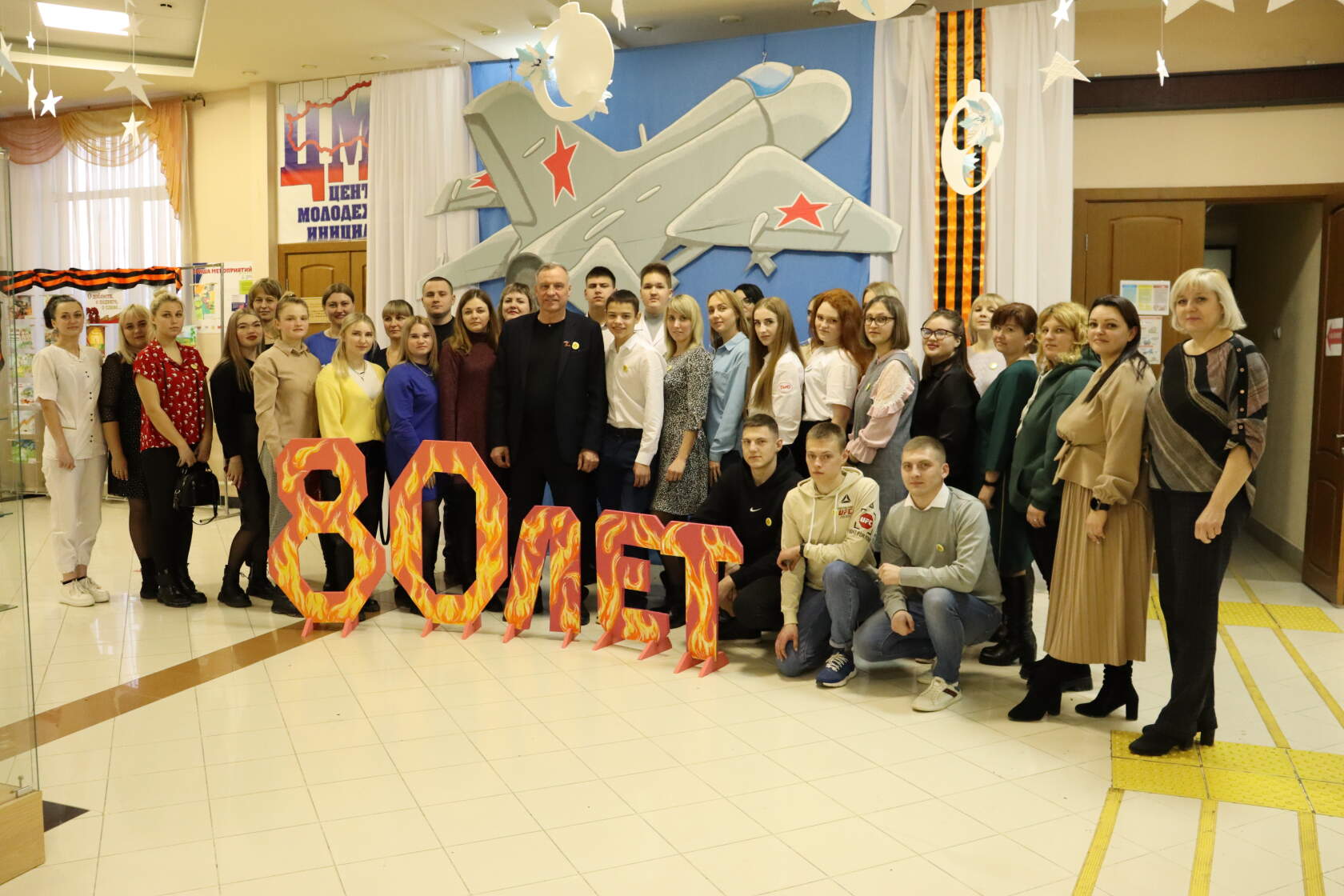 В Волоконовском Центре молодежных инициатив прошла встреча руководителя муниципалитета Сергея Бикетова с некоммерческим сектором и молодежью района.