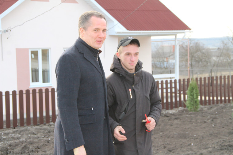 Губернатор Белгородской области Вячеслав Владимирович Гладков посетил с рабочим визитом Волоконовский район.