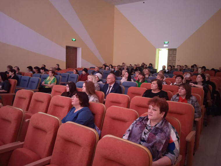 В Центре культурного развития п. Пятницкое прошла творческая встреча с поэтами-земляками, участниками литературно-поэтического объединения «Лира».